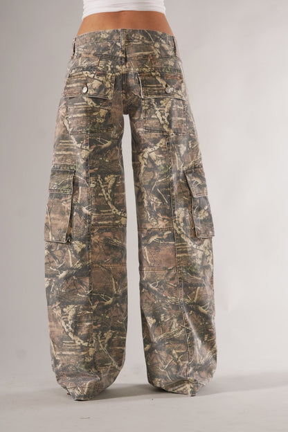 Odette – Unisex-Cargohose im Tarnmuster