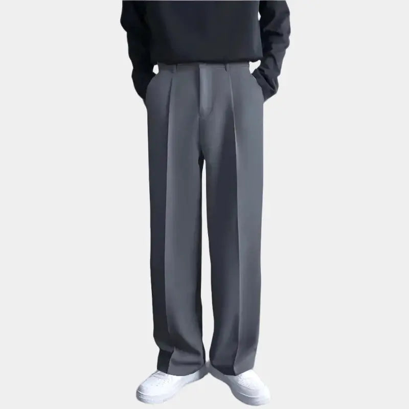 Emil – Weite Herrenhose mit Falten