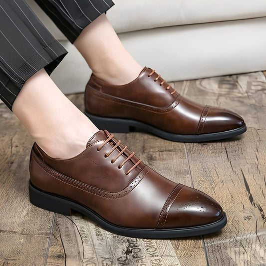 Fulton - Zeitlose formelle Lederschuhe für Herren mit Brogue-Akzenten