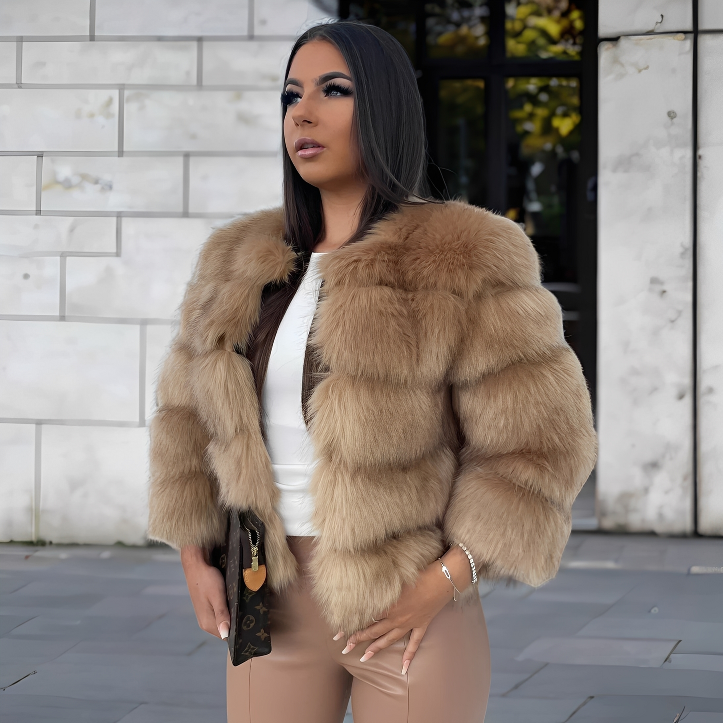 Amelia - Modische, warme Damen-Kunstfell-Jacke