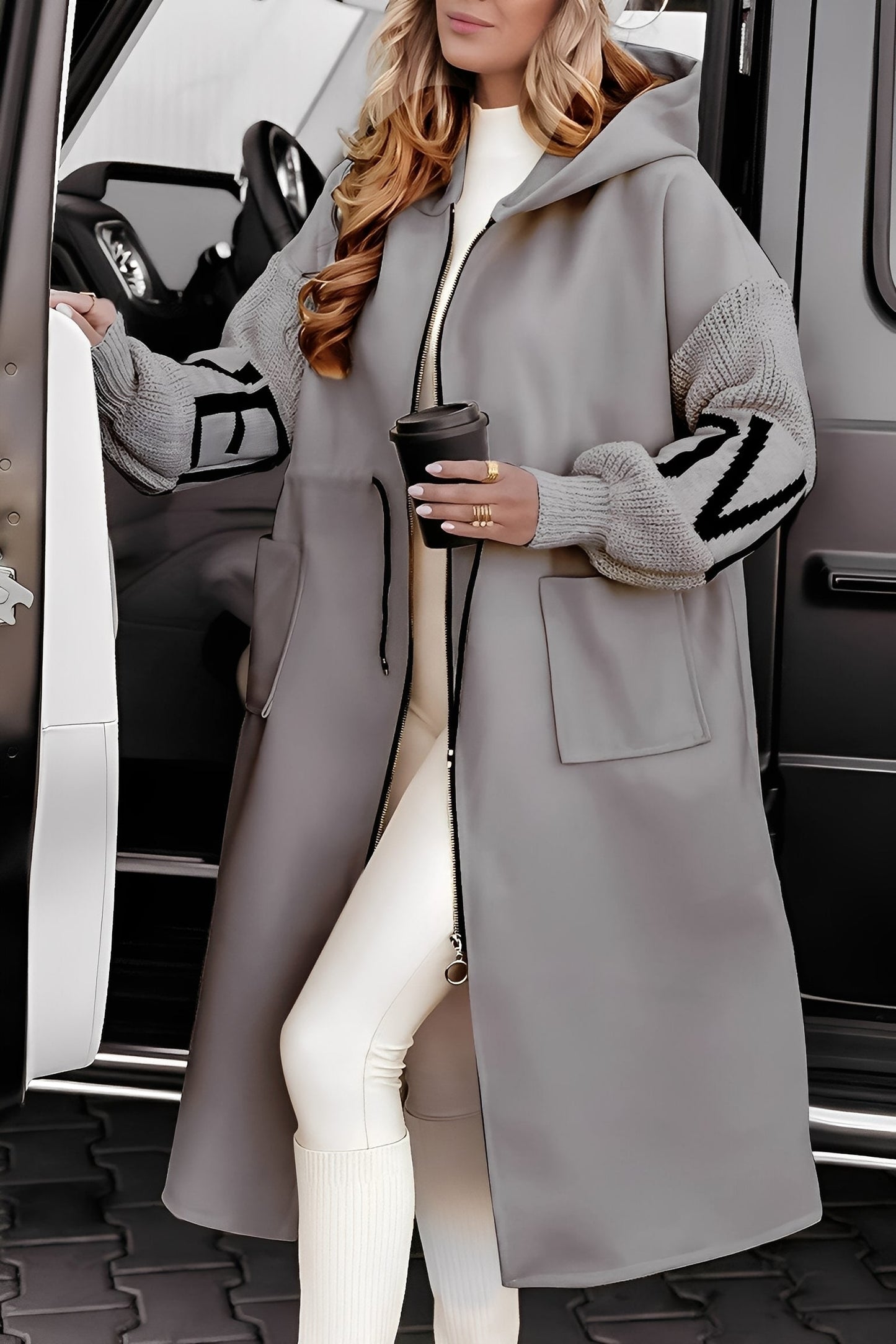 Eloise - Lange, moderne Damenjacke mit Kapuze