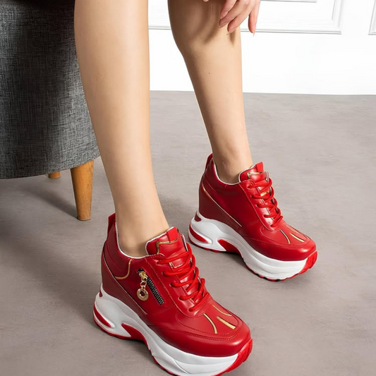 Rote Plateau-Sneaker